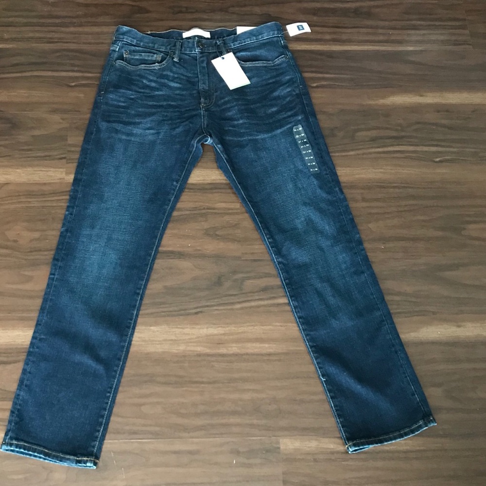 [NWT] Gap Men’s Slim Fit Jeans (stretch) 31W 30L
